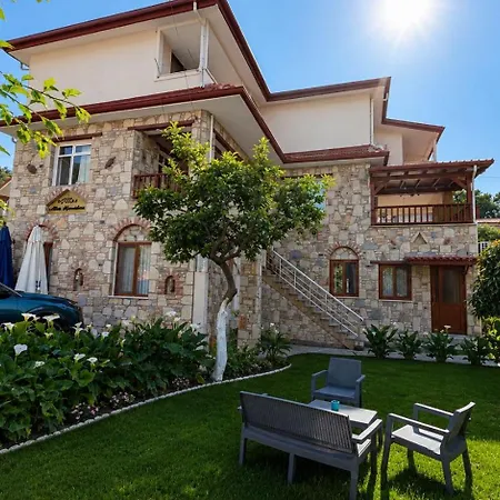 Akçapınar Altın Ula